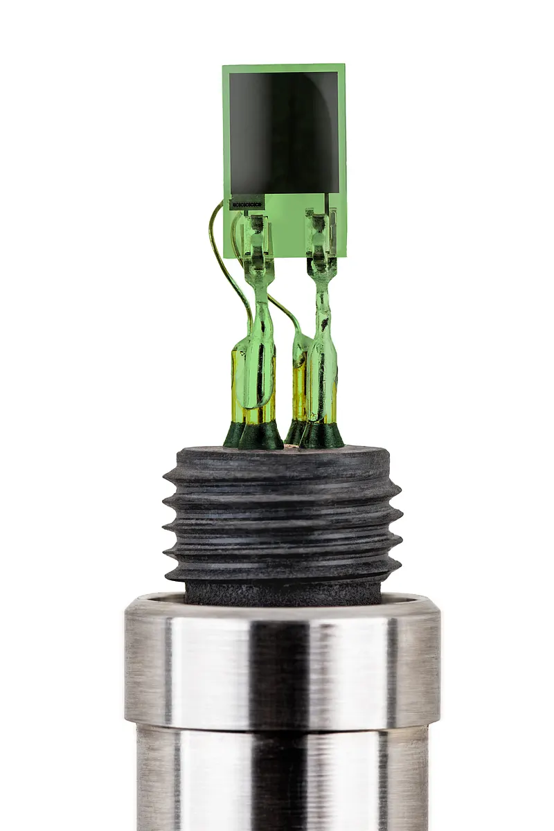 Close-up of an E+E sensor with protective coating technology to prevent contamination