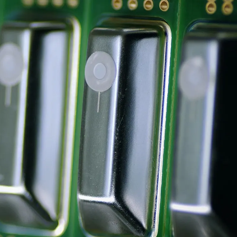 Long-term stable sensing element for data center environmental monitoring on an electronic circuit board | E+E Elektronik